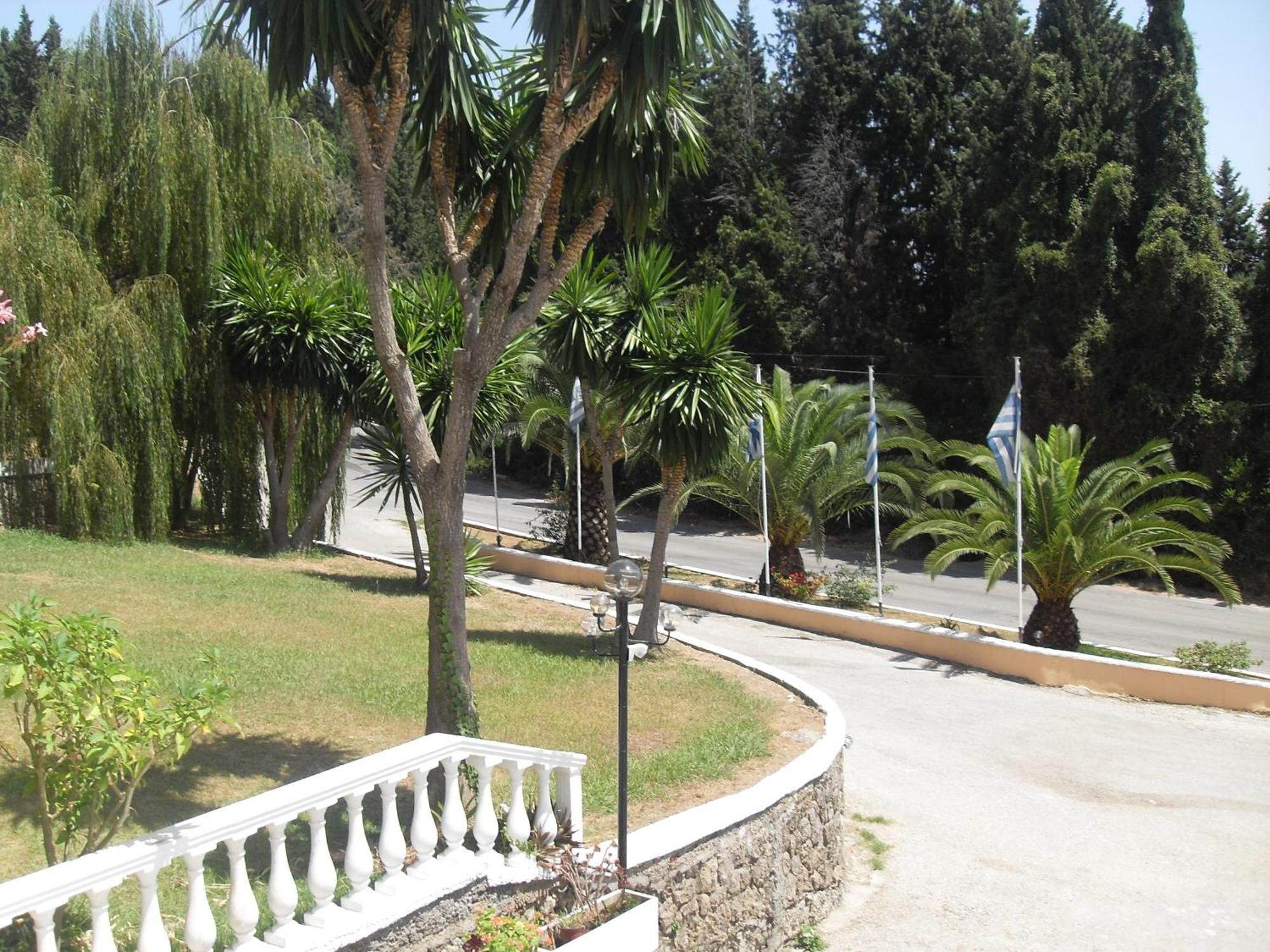 Benitses Bay View Hotel Gastouri  Екстериор снимка
