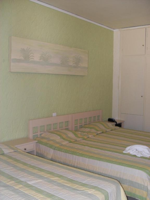 Benitses Bay View Hotel Gastouri  Стая снимка